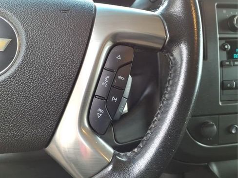 Used 2019 Chevrolet Express 2500 w/ Driver Convenience Package image 18