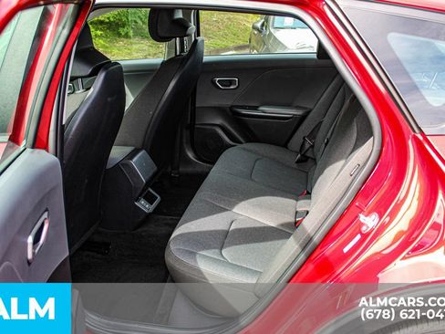 Used 2025 Kia K4 FWD image 16
