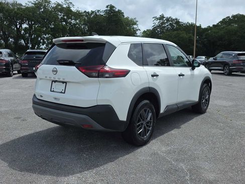 Used 2023 Nissan Rogue S FWD image 8