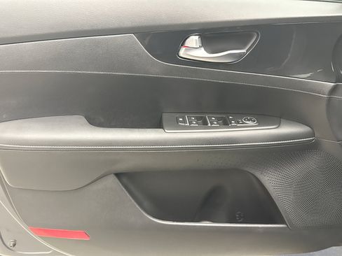 Used 2023 Kia Forte GT-Line FWD image 9