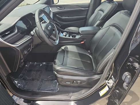 Used 2024 Jeep Grand Cherokee Limited 4xe AWD/4WD image 12