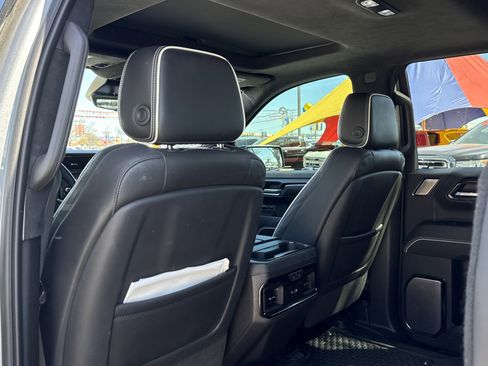 Used 2024 GMC Sierra 1500 AT4X image 13