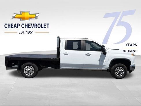 Used 2024 Chevrolet Silverado 2500 LT w/ Convenience Package AWD/4WD image 6