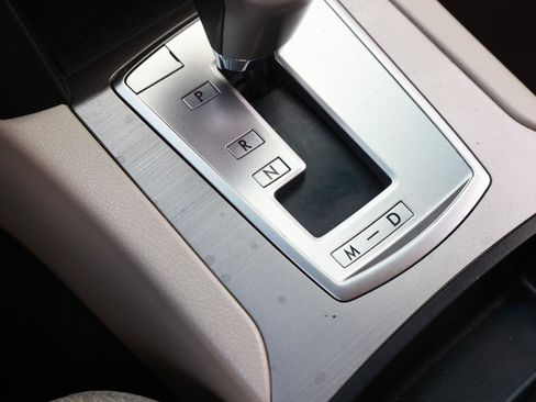 Used 2011 Subaru Outback 2.5i Premium w/ Popular Equipment Group 1B image 37