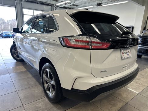 Used 2024 Ford Edge SEL w/ Convenience Package image 15