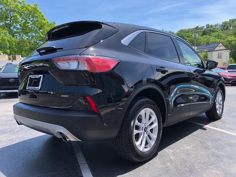 Used 2021 Ford Escape SE FWD image 6