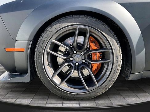 Used 2019 Dodge Challenger SRT Hellcat Redeye image 31