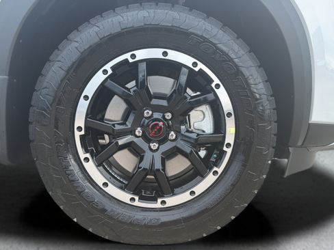 New 2026 Nissan Pathfinder Rock Creek AWD/4WD image 27