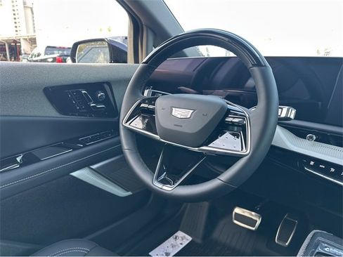 New 2026 Cadillac Optiq Sport 2 image 8