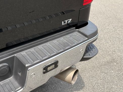 Used 2018 Chevrolet Silverado 2500 LTZ w/ Duramax Plus Package AWD/4WD image 11