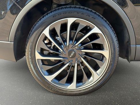 Used 2025 Lincoln Aviator Reserve w/ Equipment Group 201A AWD/4WD image 14