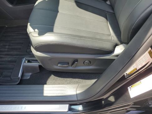 Certified 2026 INFINITI QX60 Luxe w/ Cargo Package AWD/4WD image 19