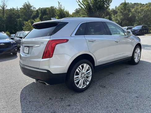 Used 2018 Cadillac XT5 Premium Luxury FWD image 5