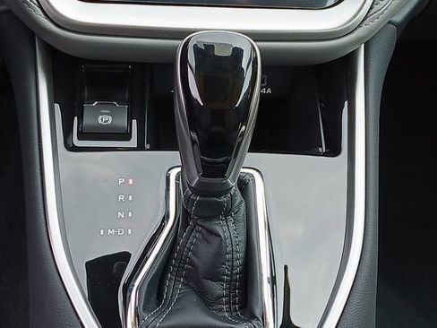 Used 2025 Subaru Outback Premium image 12