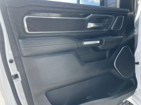 Used 2022 RAM 1500 Laramie image 31