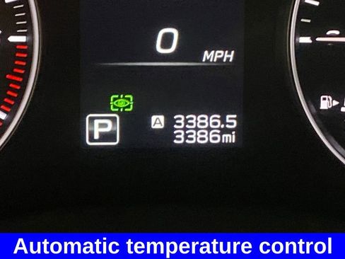 Used 2025 Subaru Ascent Limited image 21