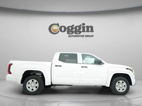 New 2026 Toyota Tundra SR image 22