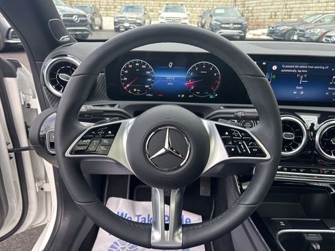 Used 2026 Mercedes-Benz CLA 250 4MATIC image 15