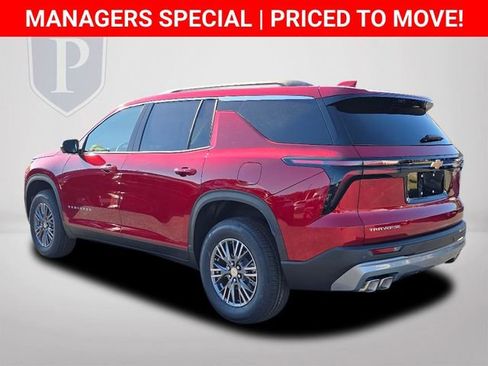 New 2026 Chevrolet Traverse LT w/ Driver Confidence Package image 9