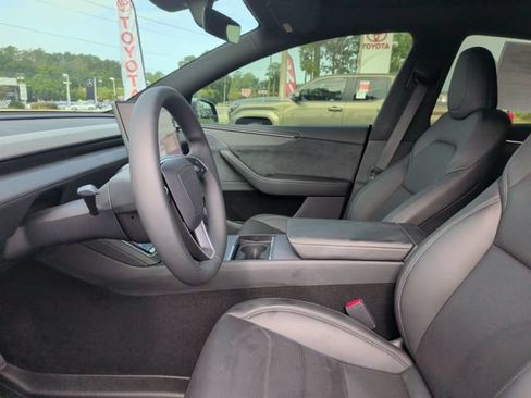 Used 2026 Tesla Model Y 2WD image 15