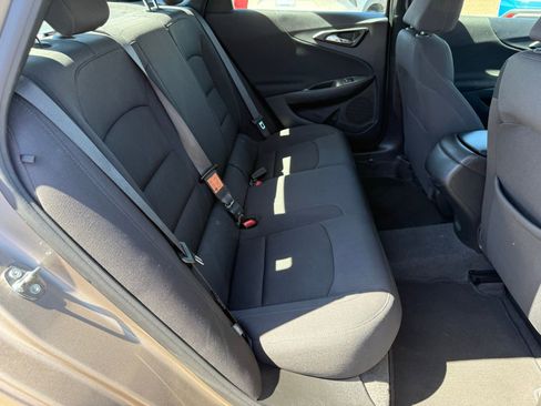 Used 2024 Chevrolet Malibu LS FWD image 32