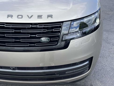 New 2026 Land Rover Range Rover Long Wheelbase SE AWD/4WD image 7