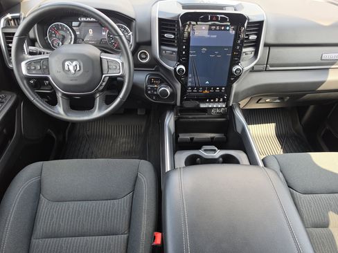 Used 2024 RAM 1500 Big Horn AWD/4WD image 8