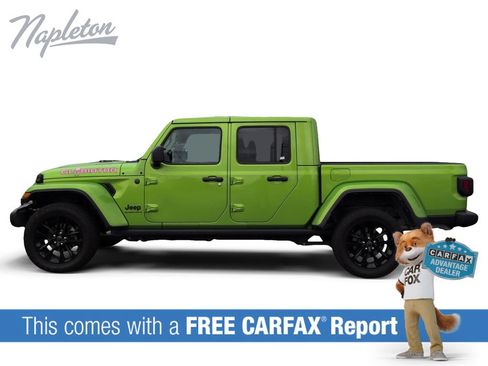 Used 2025 Jeep Gladiator Sport AWD/4WD image 2