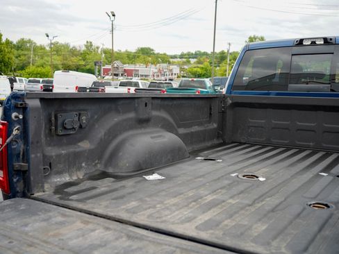Used 2024 RAM 3500 Tradesman w/ Chrome Appearance Group AWD/4WD image 20