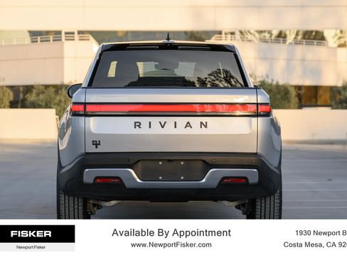 Used 2023 Rivian R1T Adventure image 6