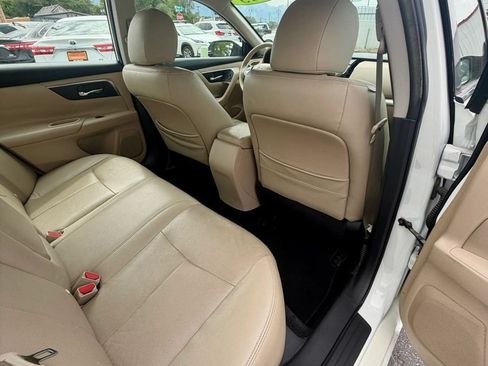 Used 2015 Nissan Altima 2.5 S w/ Sport Value Package FWD image 18