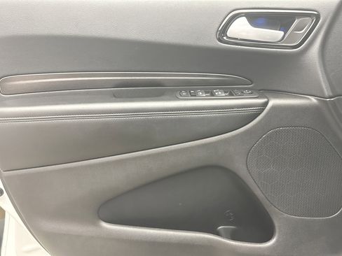 Used 2024 Dodge Durango SXT AWD/4WD image 9