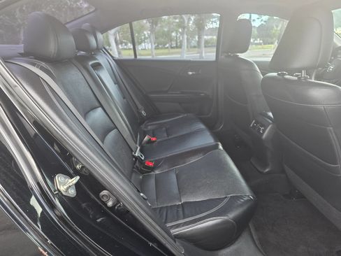 Used 2017 Honda Accord EX-L image 16