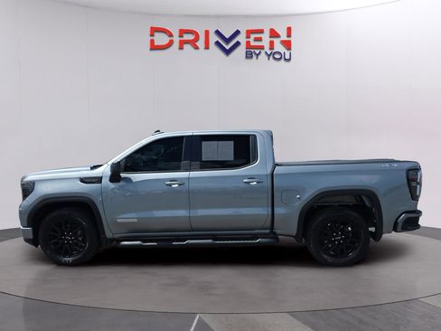Used 2023 GMC Sierra 1500 Elevation AWD/4WD image 2