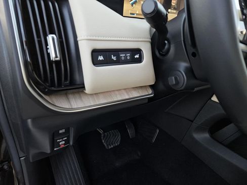 New 2026 Nissan Armada Platinum w/ Convenience Package image 17