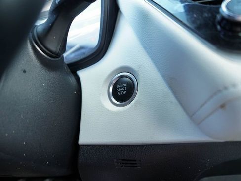 Used 2024 Toyota Corolla SE image 9