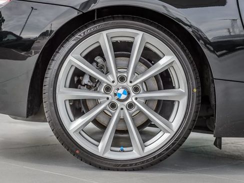 Used 2011 BMW Z4 sDrive35i RWD image 22