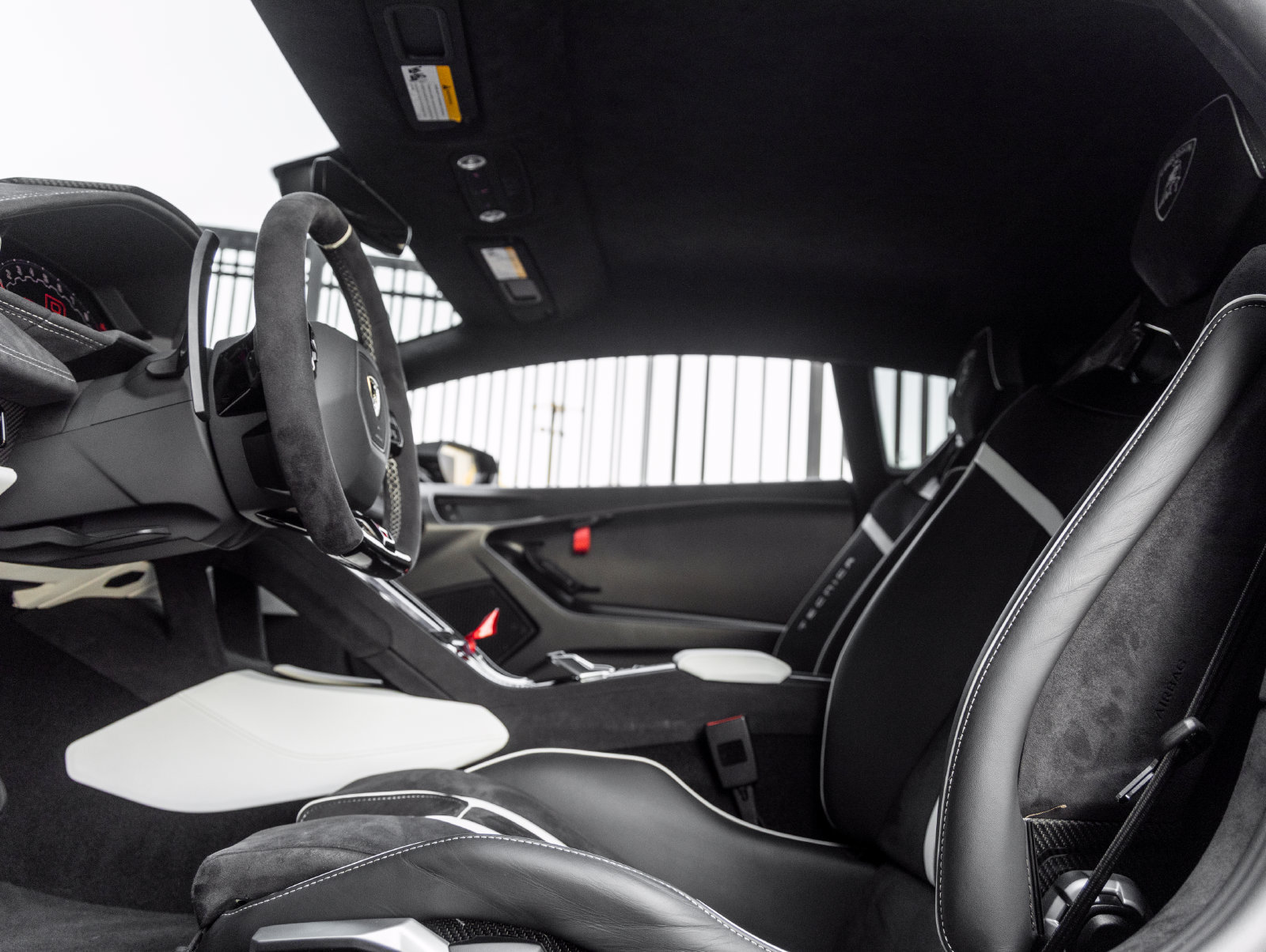 Used 2023 Lamborghini Huracan Tecnica RWD image 26
