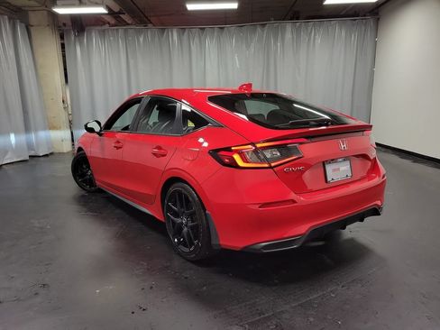 Used 2024 Honda Civic Sport image 6