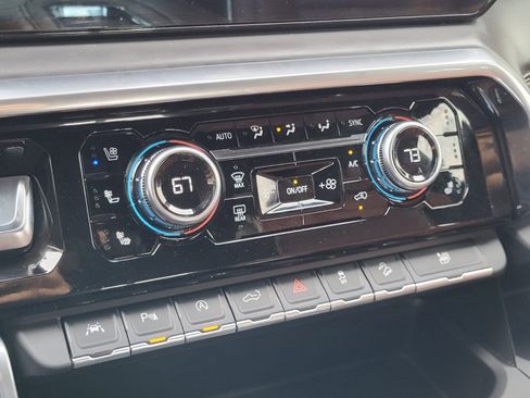 Used 2022 GMC Sierra 1500 Denali Ultimate image 23