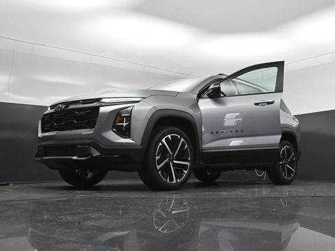 New 2026 Chevrolet Equinox RS w/ Convenience Package III FWD image 33