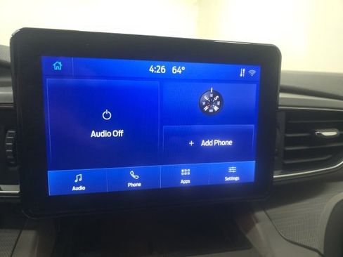 Used 2023 Ford Explorer XLT w/ Equipment Group 202A image 27