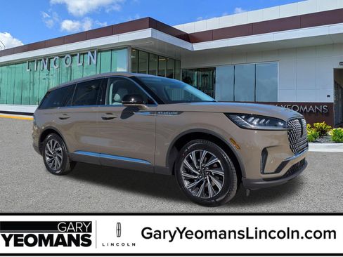 Used 2026 Lincoln Aviator 2WD image 1