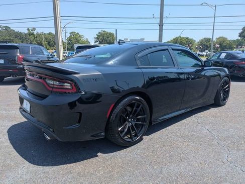 Used 2019 Dodge Charger Scat Pack w/ Daytona Edition Group RWD image 3