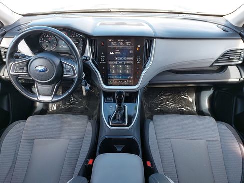 Used 2025 Subaru Outback Premium image 9