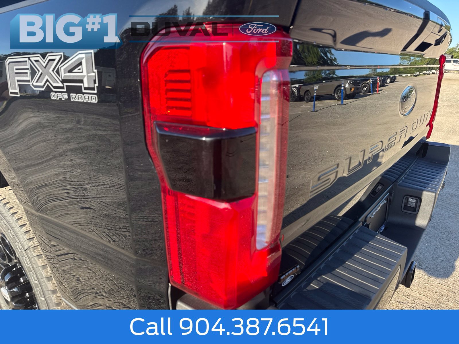 New 2026 Ford F350 Lariat w/ Black Appearance Package AWD/4WD image 10