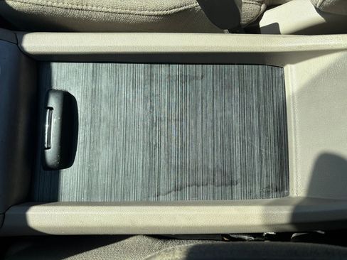 Used 2016 Honda Pilot EX image 25