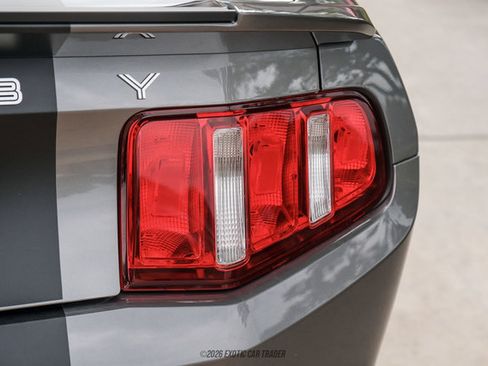 Used 2010 Ford Mustang Shelby GT500 RWD image 95