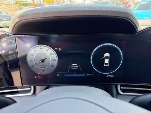 Used 2023 Hyundai Elantra SEL w/ Convenience Package image 8