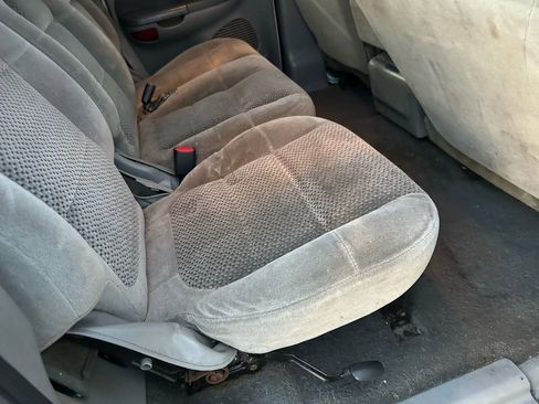 Used 2001 Ford F150 XLT image 25